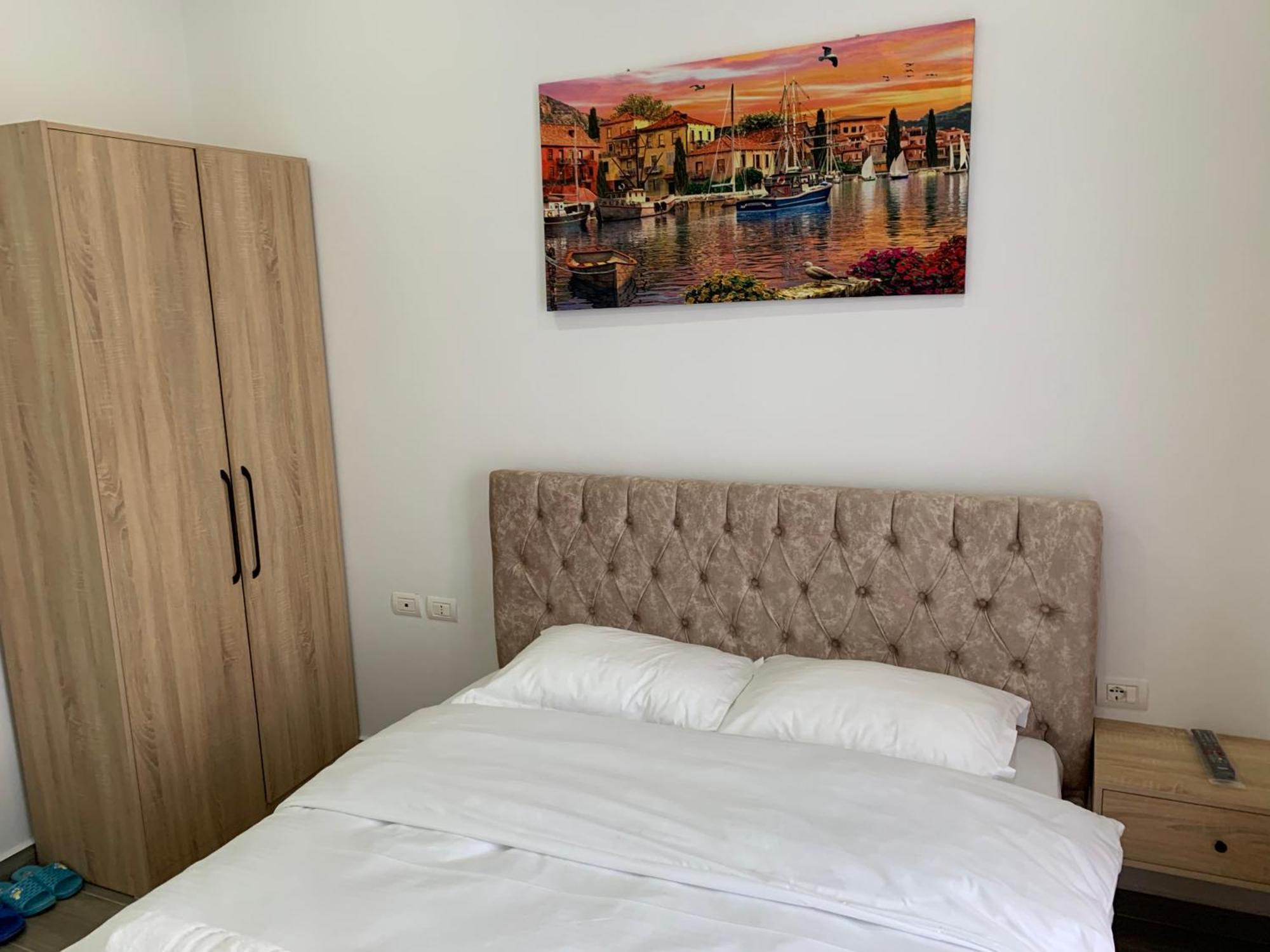 Hotel Restaurant Deso Shijak Экстерьер фото