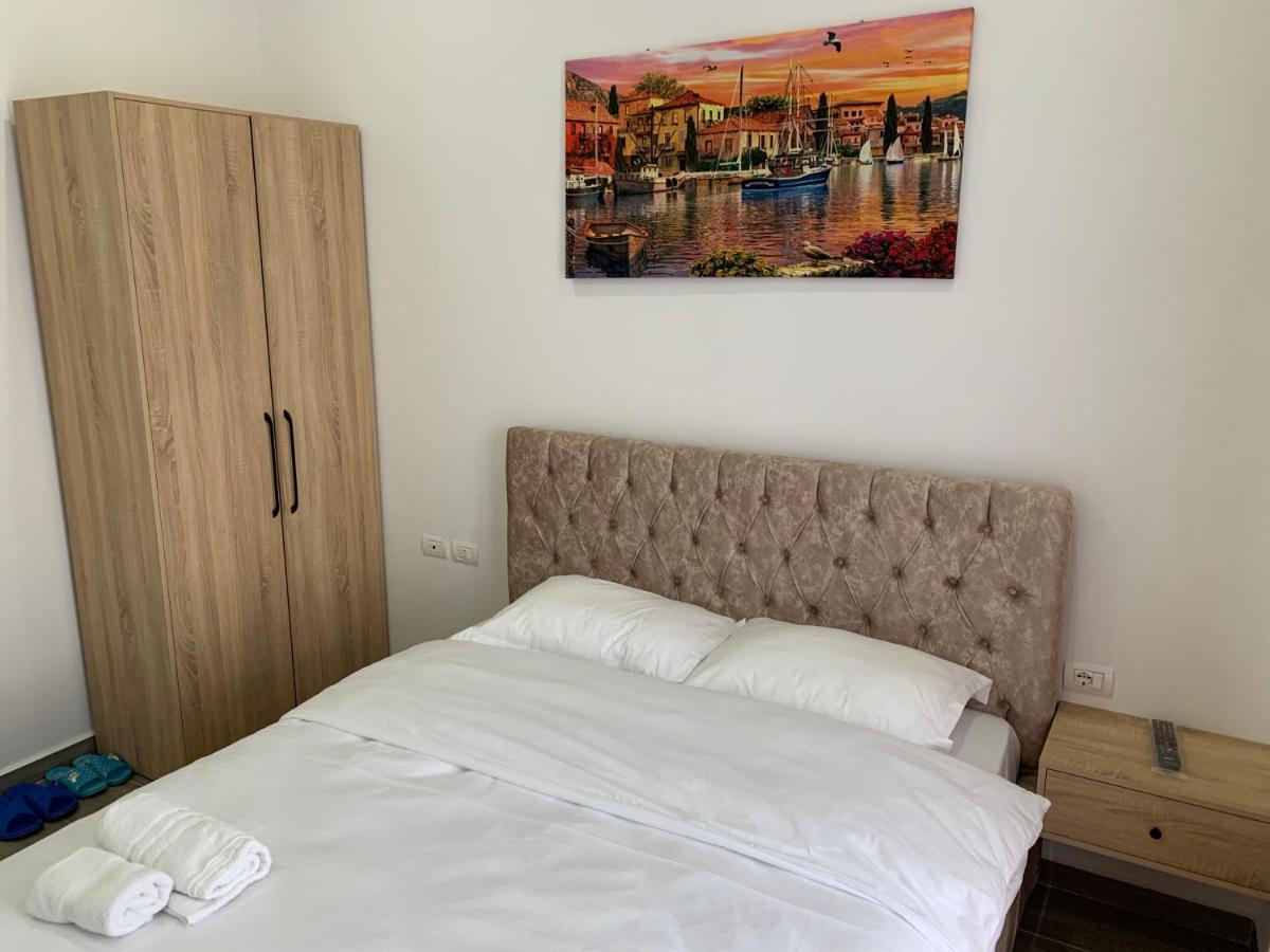 Hotel Restaurant Deso Shijak Экстерьер фото