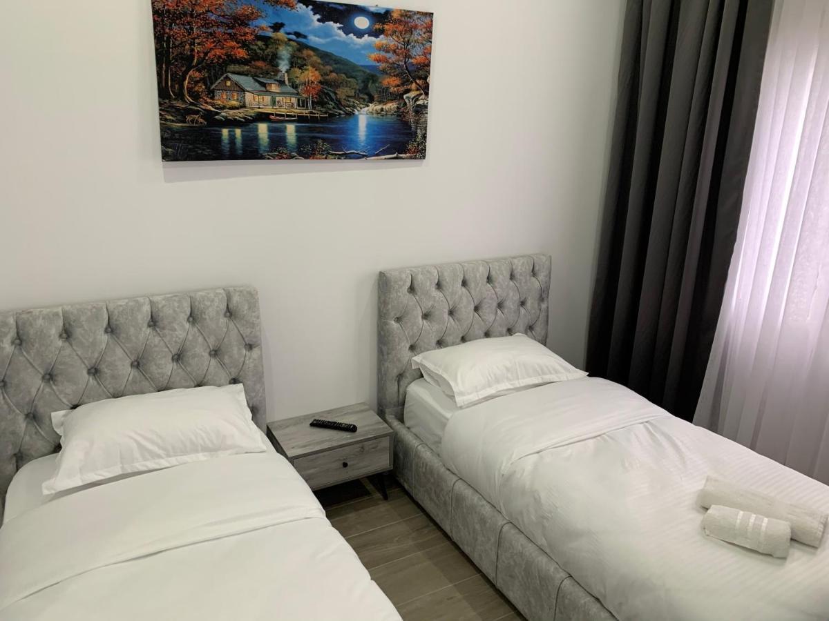 Hotel Restaurant Deso Shijak Экстерьер фото