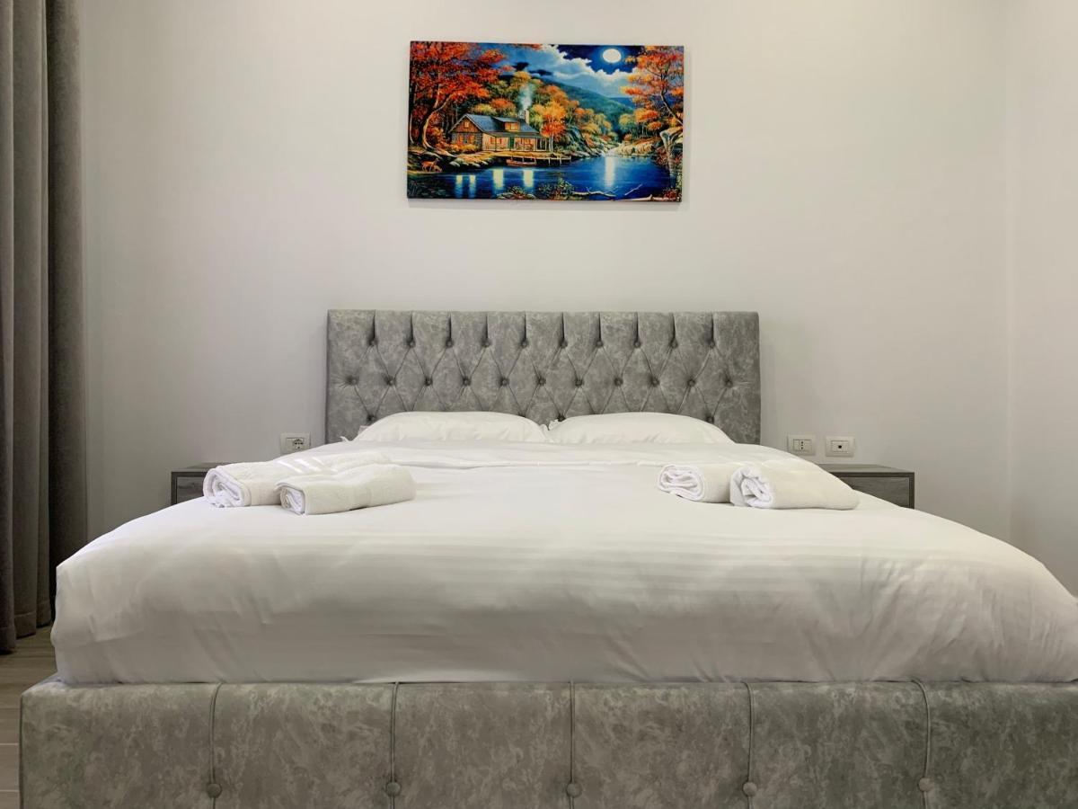 Hotel Restaurant Deso Shijak Экстерьер фото
