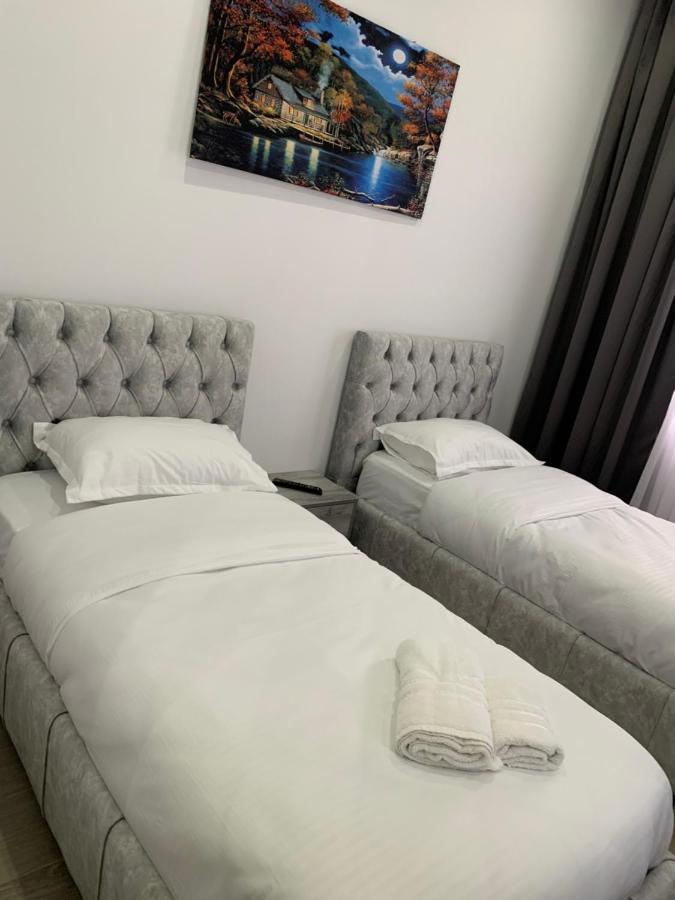 Hotel Restaurant Deso Shijak Экстерьер фото