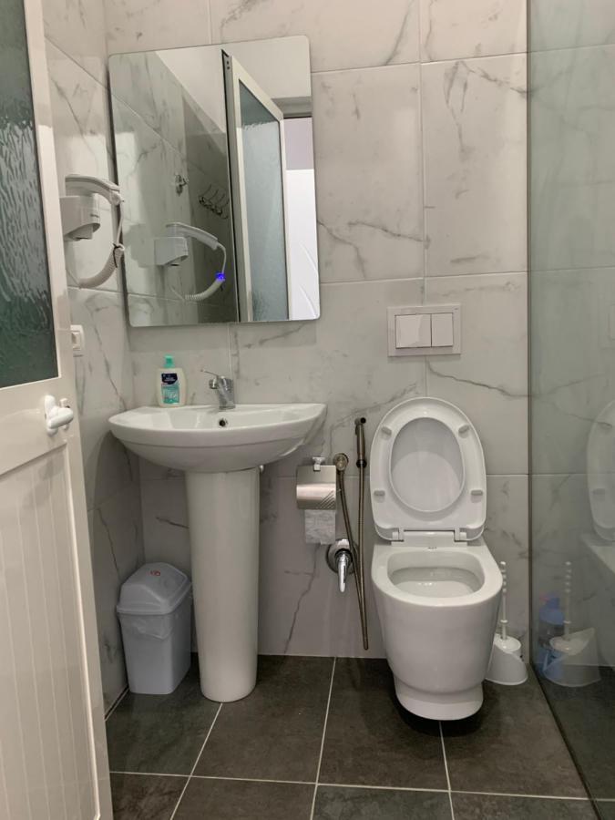 Hotel Restaurant Deso Shijak Экстерьер фото