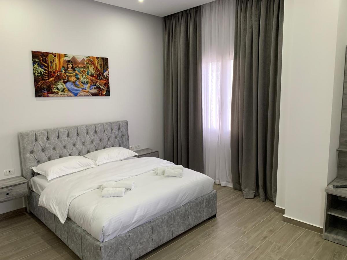Hotel Restaurant Deso Shijak Экстерьер фото